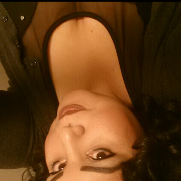 Profile Picture of Yvette Cabusora (@gretelp) on Poshmark