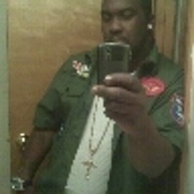 Profile Picture of Eric Dunbar (@Ez_Black33) on Twitter