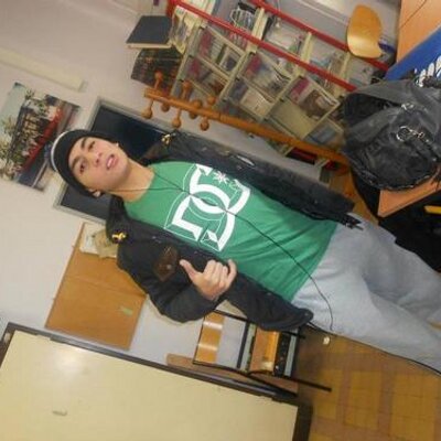 Profile Picture of Sean Ternixo (@Mask74Bel) on Twitter