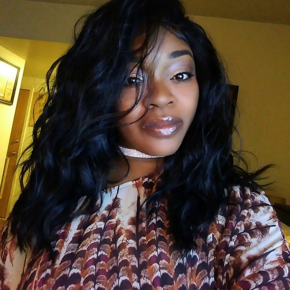 Profile Picture of Felecia Jones (@ftjones83) on Poshmark