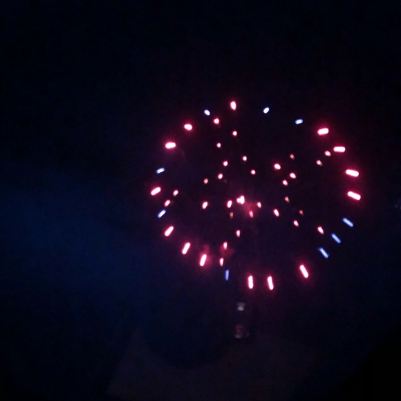 Rachelle Wagman - Poshmark Profile Picture of Rachelle Wagman (@rachellewagman) on Poshmark