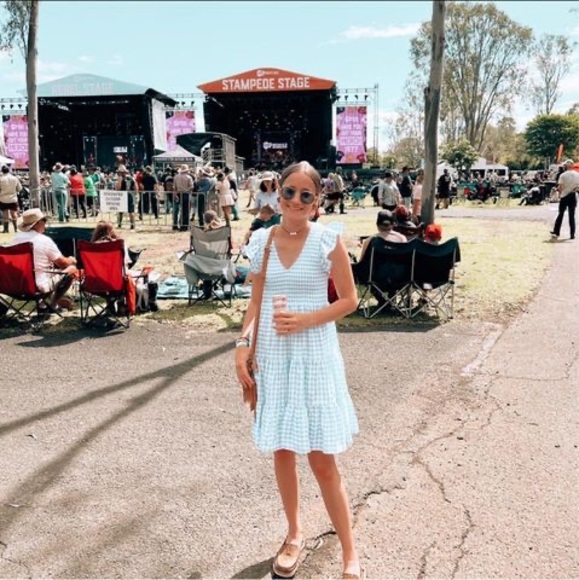 Paris Contor - Poshmark Profile Picture of Paris Contor (@pariscontor) on Poshmark