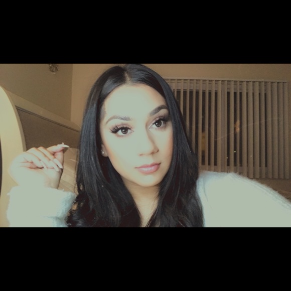 Profile Picture of Selene Ramirez (@_seleneramirez) on Poshmark