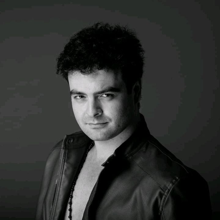 Profile Picture of Robert Vladu (@rvladu) on Tiktok