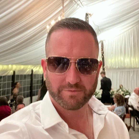 Profile Picture of Jeff Willis (@jeffw2486) on Poshmark