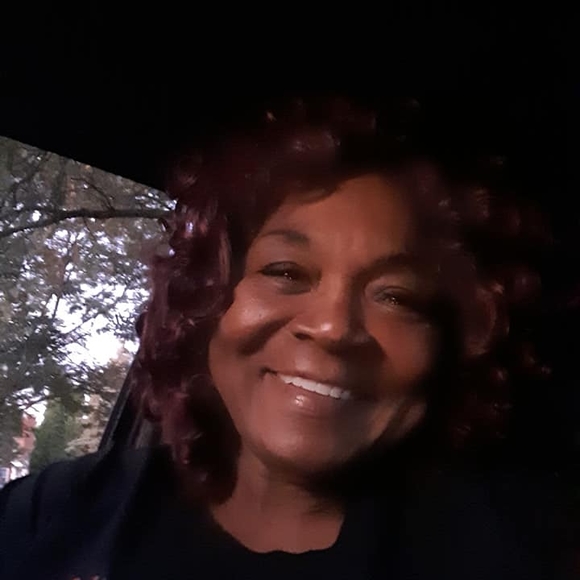 Profile Picture of Joann Ray (@joannlray) on Poshmark