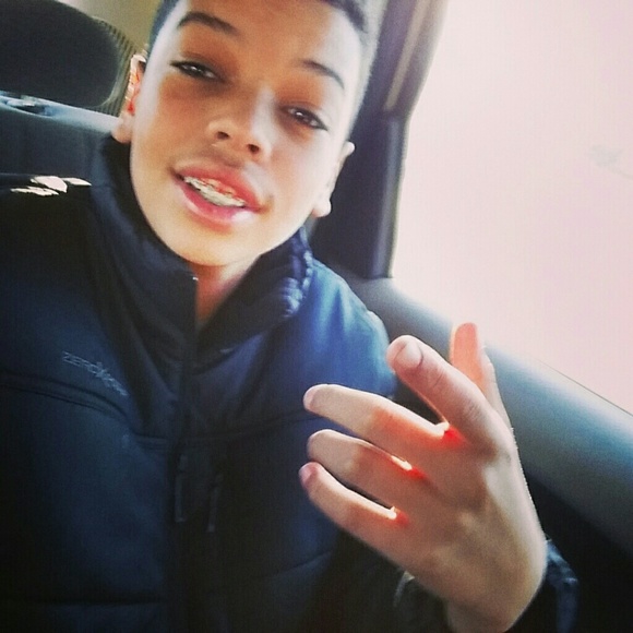 Profile Picture of Breilon Womersley (@blynxx) on Poshmark