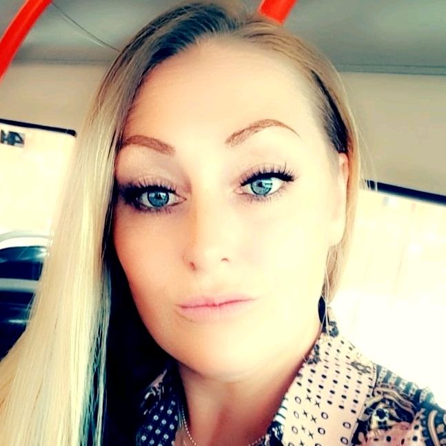 Profile Picture of Bronwen James (@bronwenjames) on Tiktok