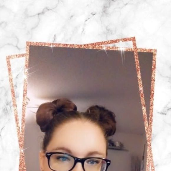 Profile Picture of Jessica Buhl dopp (@chipnet13) on Poshmark