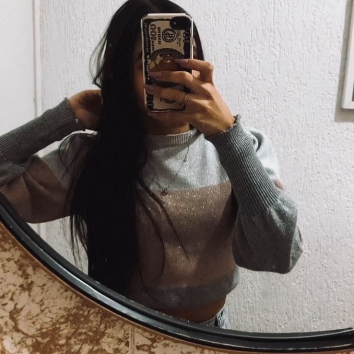 Profile Picture of julia vaz 💕 (@juvazx_) on Tiktok