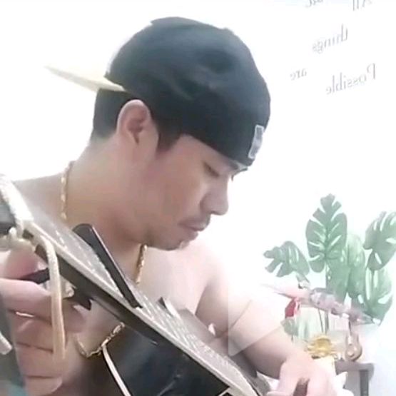 Profile Picture of axle... 🌹 🌹🌹 (@alexanderbagsit) on Tiktok