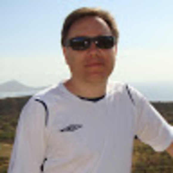 Profile Picture of Glenn Davies (@glenn_davies) on Poshmark