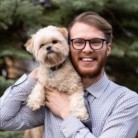 Profile Picture of Luke Riveness (@lukeriveness) on Poshmark