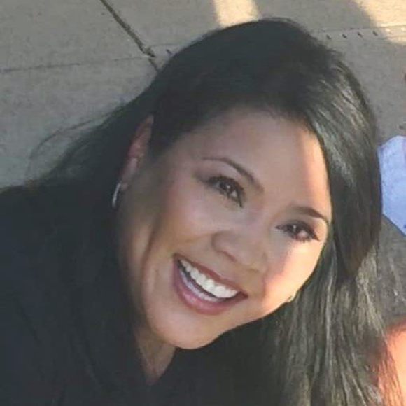Profile Picture of Christina Schellhardt (@cshop8) on Poshmark