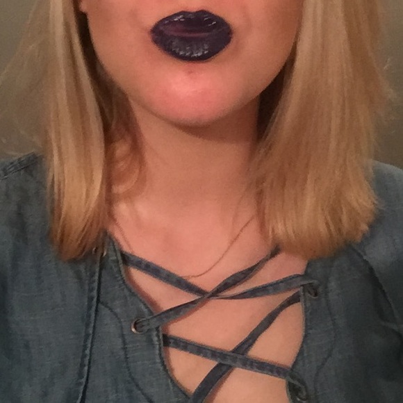 Profile Picture of Sandy Alden (@alden89) on Poshmark