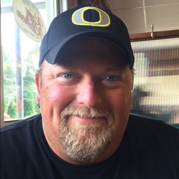 Profile Picture of Michael Kohanes (@cruiserk1) on Poshmark