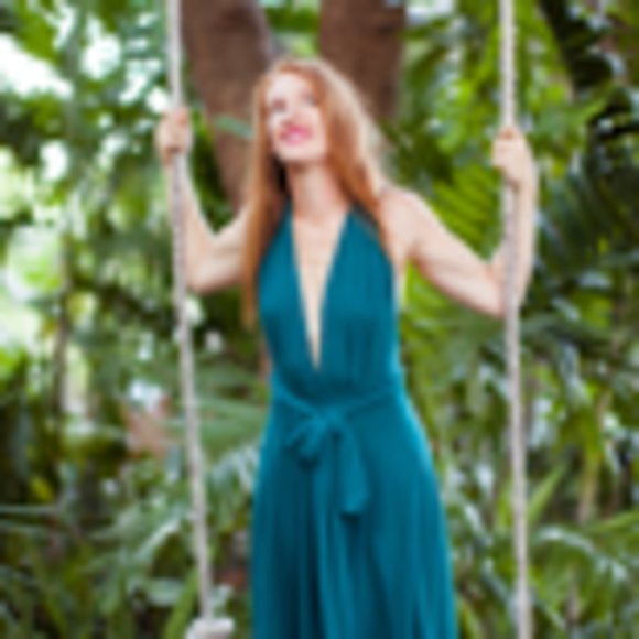 Profile Picture of Ashley Peeler (@ashley_peeler) on Poshmark