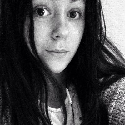 Profile Picture of Emily Box (@EmilyJeanBox) on Twitter