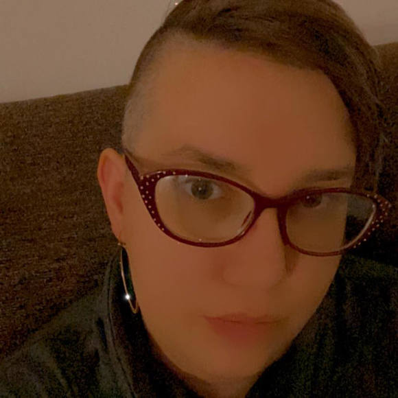 Victoria Hillebrand - Poshmark Profile Picture of Victoria Hillebrand (@dvaughnzmommy) on Poshmark