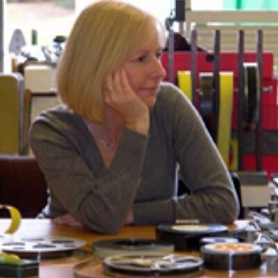 Profile Picture of Sue Howard (@sjhowdo) on Twitter