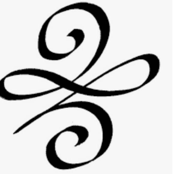 Profile Picture of Danielle Piacente (@d_piacente) on Poshmark