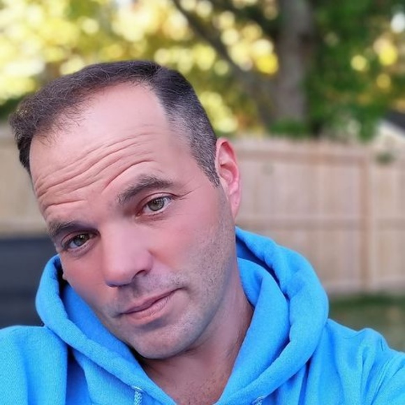 Joseph Elliott - Poshmark Profile Picture of Joseph Elliott (@josephelliot286) on Poshmark