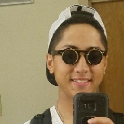 Profile Picture of Daniel Doane (@damn_daniel___) on Twitter