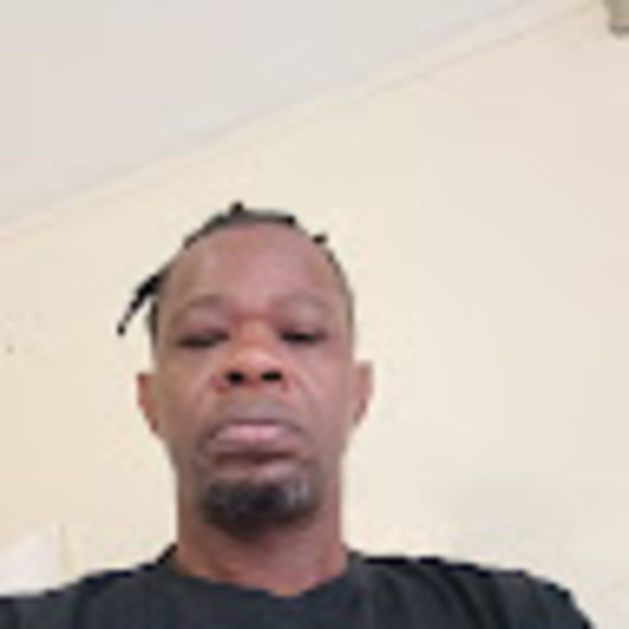 Profile Picture of Kenneth Milner (@kennethmilner) on Poshmark