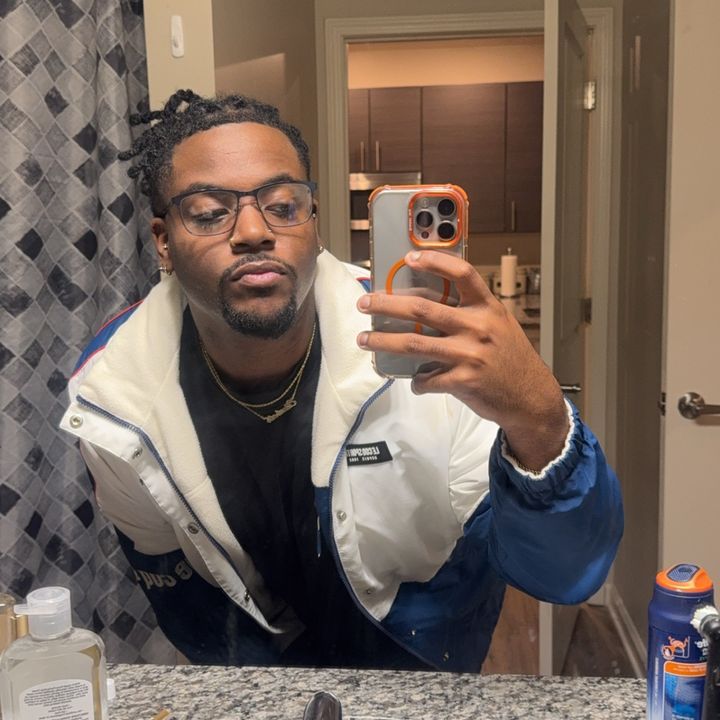 Profile Picture of 🅜🅘🅚🅔 (@michaelstrns) on Tiktok