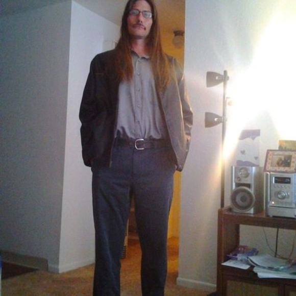 Profile Picture of Steven Swartz (@swartzs27) on Poshmark