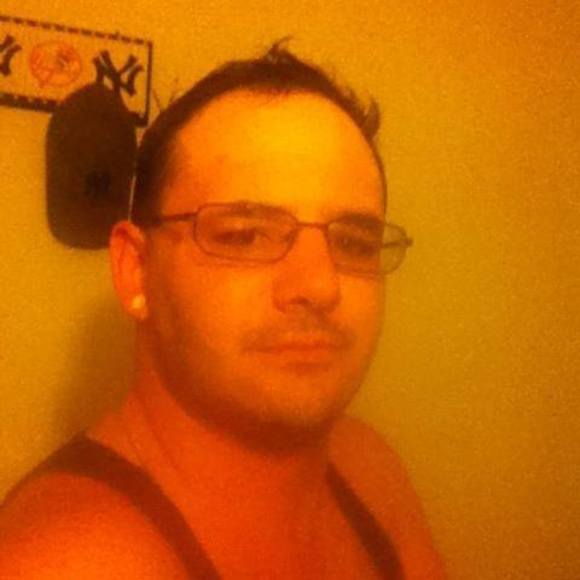 Profile Picture of Andrew Sheehan (@grepper420) on Poshmark