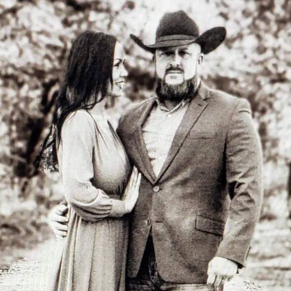 Profile Picture of Colt Floyd (@coltfloyd) on Poshmark