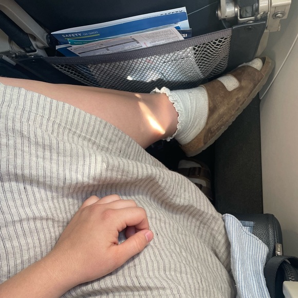 Profile Picture of Cheyanne Damen (@earthandsageco) on Poshmark