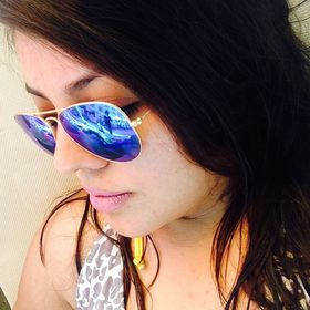 Profile Picture of Fabiola Monroy (@fabiimonroy) on Pinterest