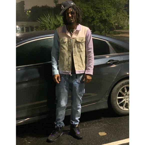 Profile Picture of Ron Weaver (@rjweaver41) on Poshmark