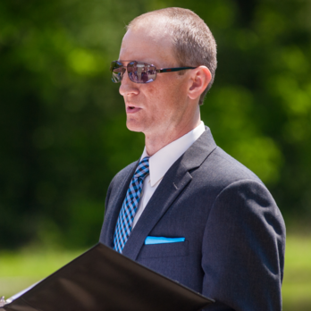 Profile Picture of Rev. Scott F. Raper (@OfficiantScott) on Twitter