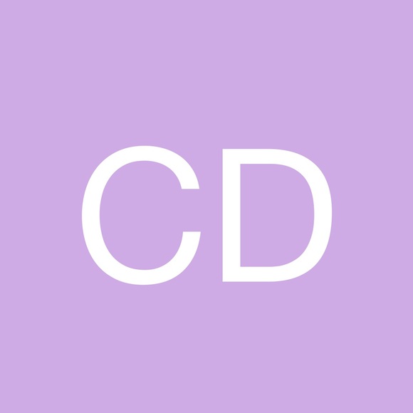 Profile Picture of Commala Devoe (@commala_devoe) on Poshmark