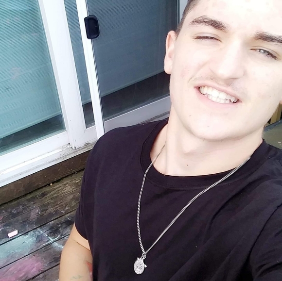 Profile Picture of Jake Mason (@philegles) on Poshmark