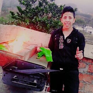 Profile Picture of Jonathan Hidalgo (chavis) (@xavier.hidalgo.773) on Facebook