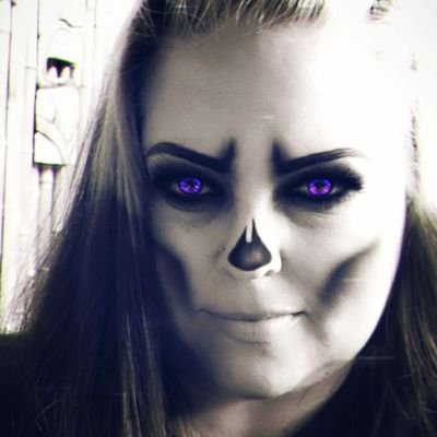 Profile Picture of Jennifer Gay (@jenekins) on Twitter