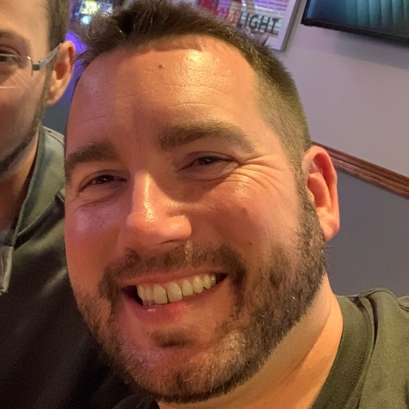 Chris Britton - Poshmark Profile Picture of Chris Britton (@solidpantz) on Poshmark