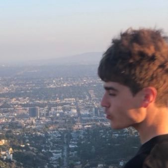 Profile Picture of Julian Cantu 💕 ✨ (@wavyjjay) on Twitter