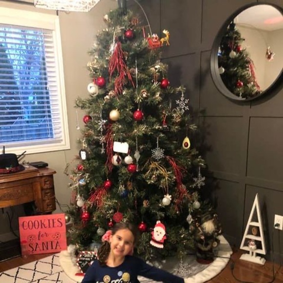 Profile Picture of Paula Gomes-hooker (@paula906) on Poshmark