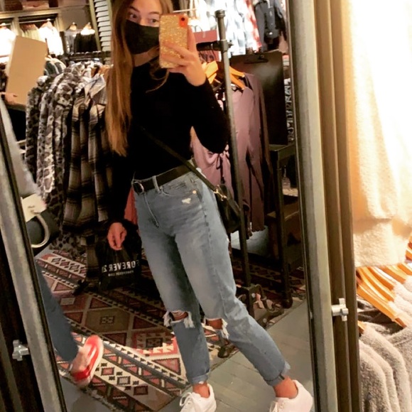 Profile Picture of Brianna Quick (@briannaquickk) on Poshmark
