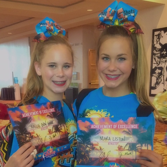 Profile Picture of Mara Liston (@maraliston) on Poshmark