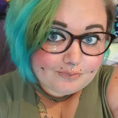 Profile Picture of Kirsty Louise (@MrsSailorJerry) on Twitter