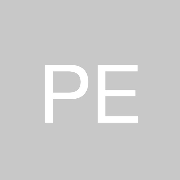 Profile Picture of Phyllis Evert (@jiphy) on Poshmark