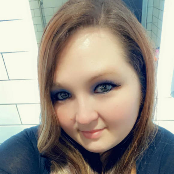 Profile Picture of Chelcee Johnson-aultman (@chelcee08) on Poshmark