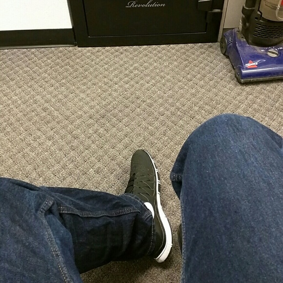 Profile Picture of Joe Steele (@joesteele) on Poshmark