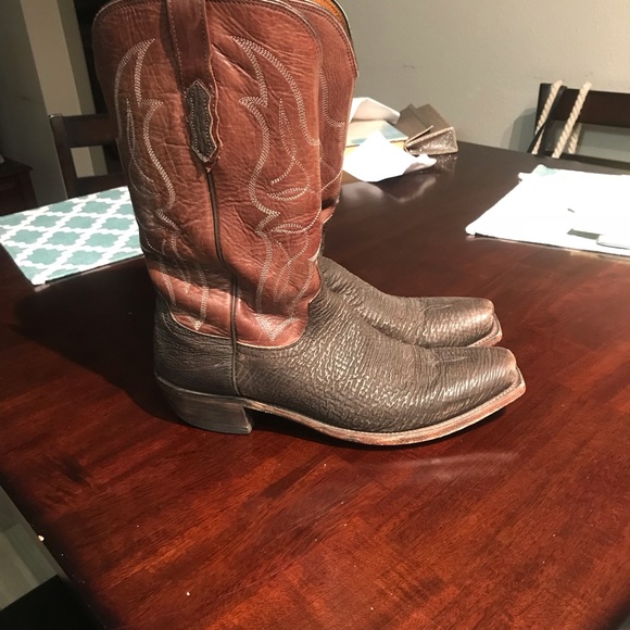 Profile Picture of Scott Ellis (@sellis28) on Poshmark